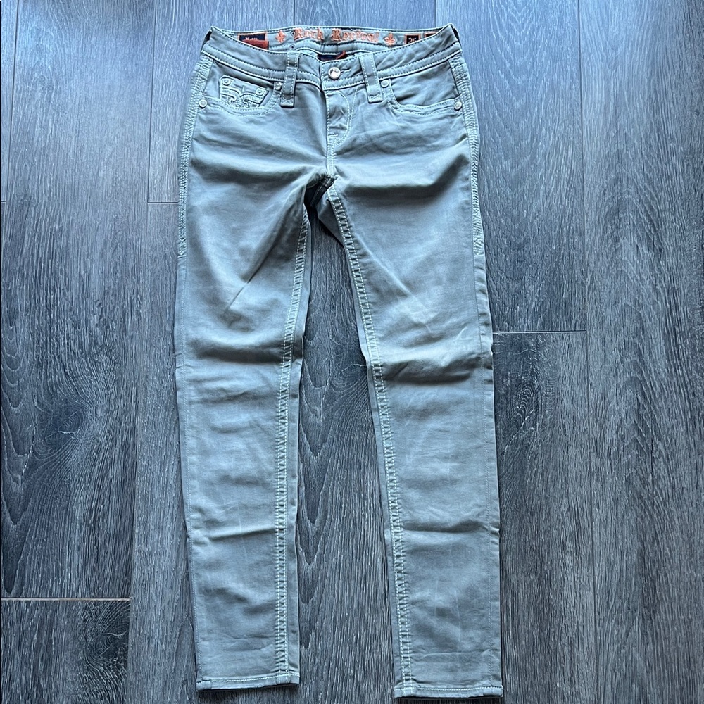 Rock Revival Light Gray Skinny Jeans for Women